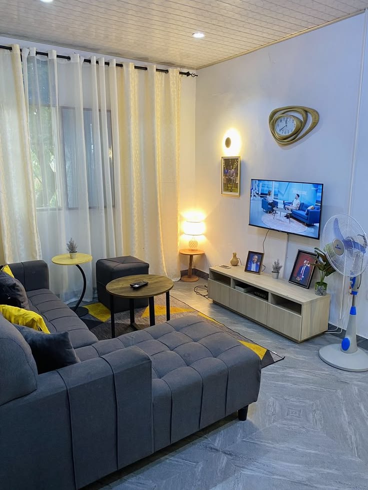 House hunting services and bnbs