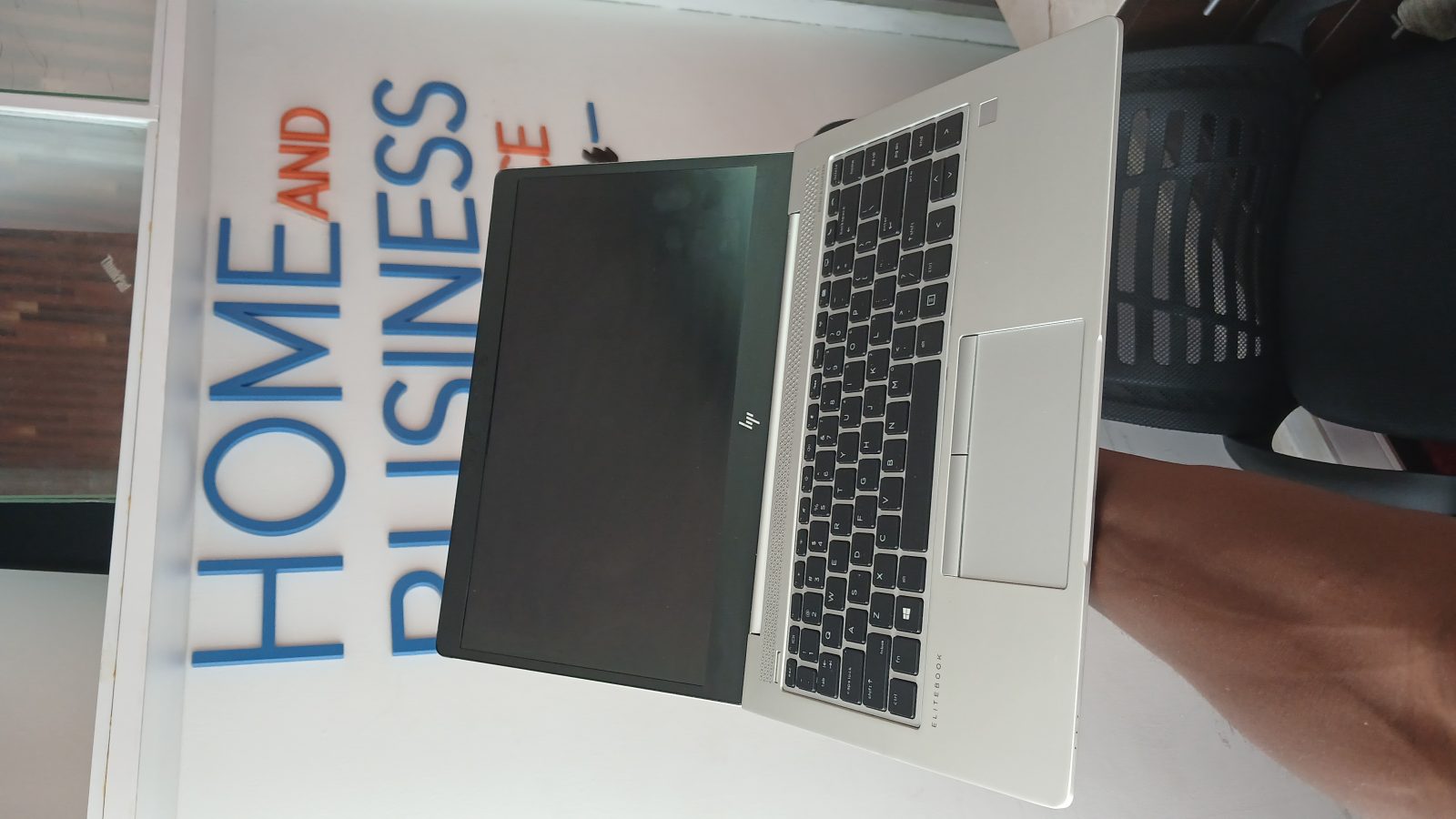 HP ELITEBOOK 840
