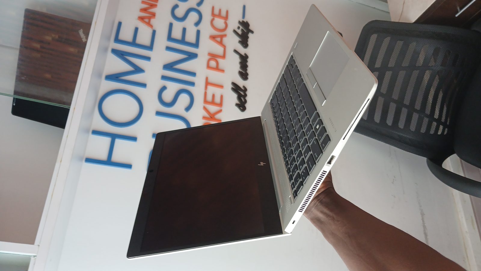 HP ELITEBOOK 840